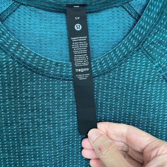 Men’s Lululemon Evergreen long sleeve crew neck
shirt size S - Picture 3 of 5
